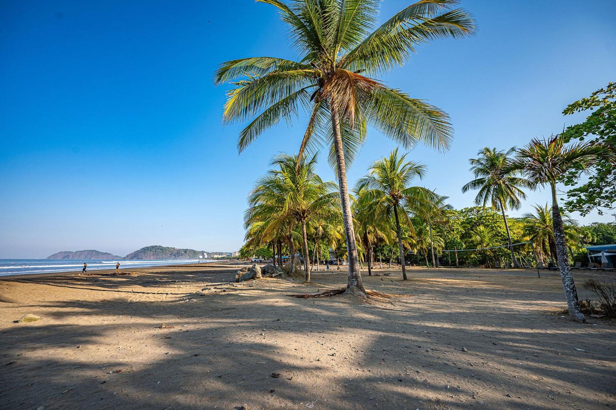 Beach Break Resort & Cr Surf Camp Jaco Exterior photo