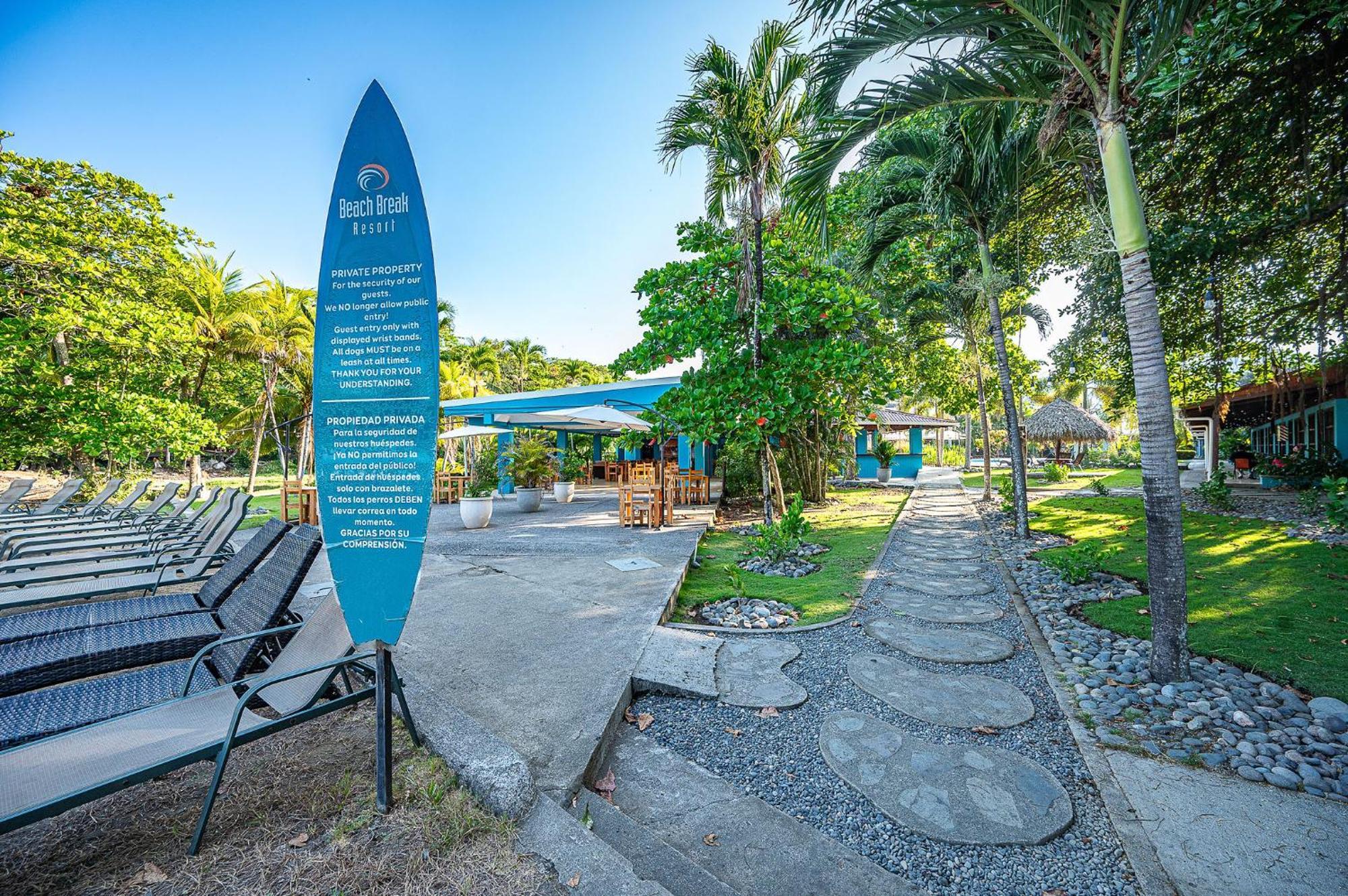 Beach Break Resort & Cr Surf Camp Jaco Exterior photo