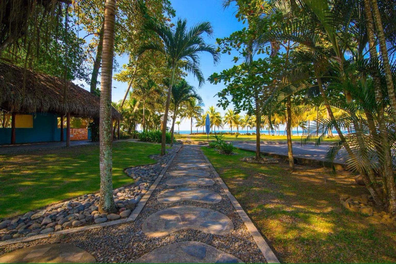 Beach Break Resort & Cr Surf Camp Jaco Exterior photo